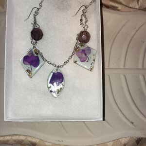 Elegant Purple and Silver Necklace